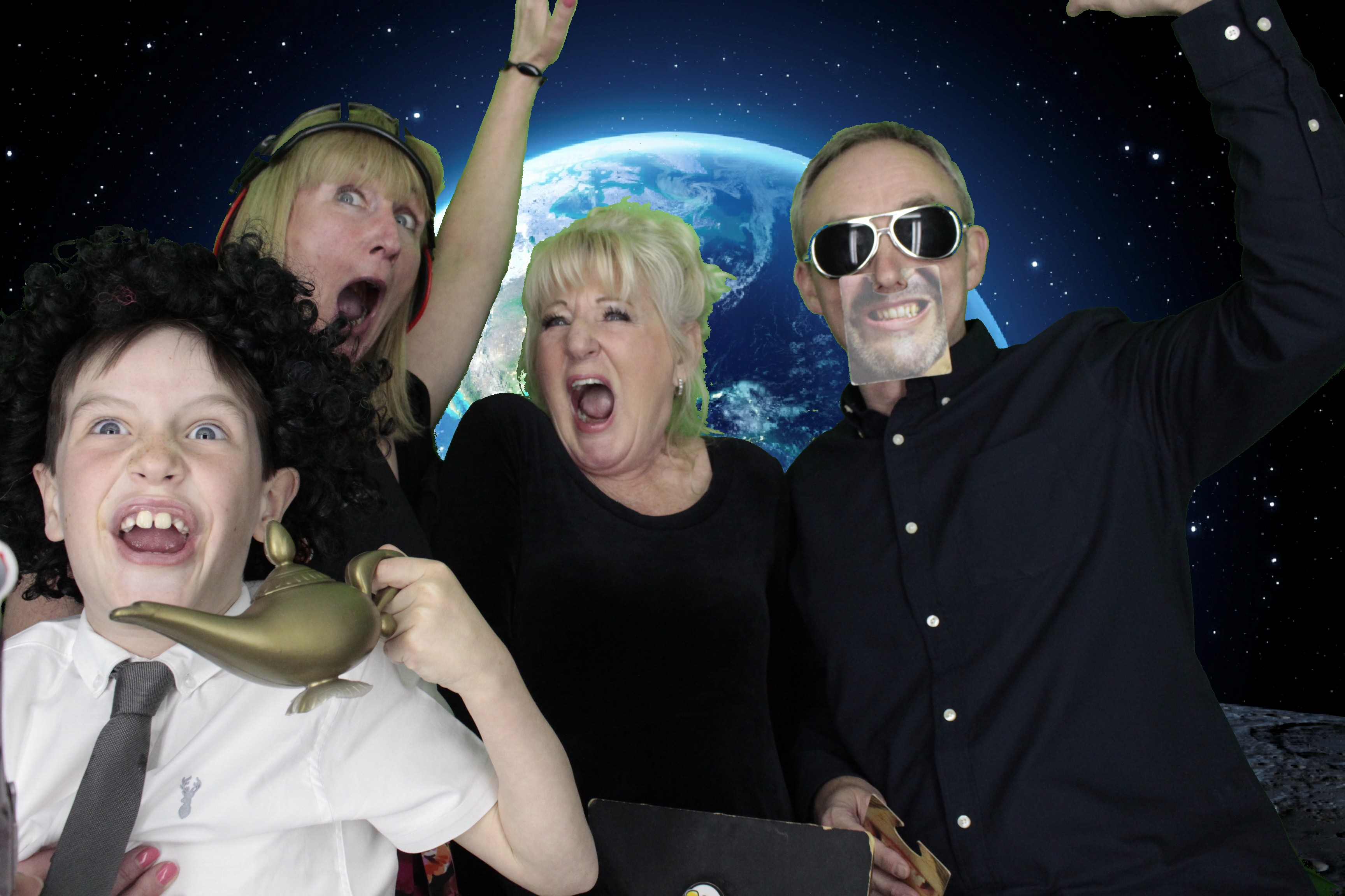 Steve's 65th & Susan 60th Birthday | View more photos from the event at gallery.myphotoboothexperience.co.uk/u/MyPhotoBoothExperienceLtd/Steves-65th-Susan-60th-Birthday